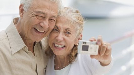 Люди становятся более счастливыми в старости