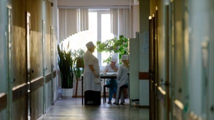 Украинским врачам могут повысить зарплаты
