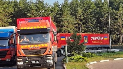 Розчищені дороги та тимчасові переправи допомагають вчасно доставляти гуманітарні вантажі - Укравтодор