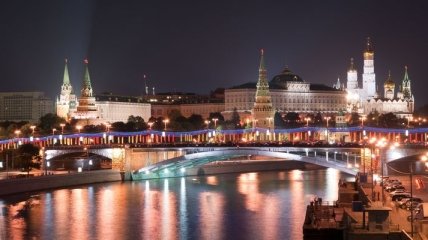 Москва не вошла в топ-10 самых "безналичных" городов России
