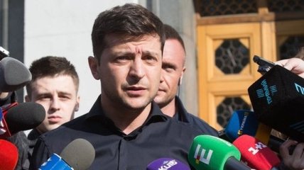 Зеленский извинился перед киевлянами за инаугурацию 20 мая