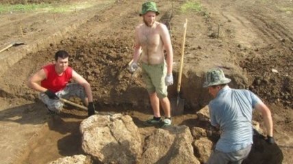 Вблизи Мариуполя обнаружили останки великана