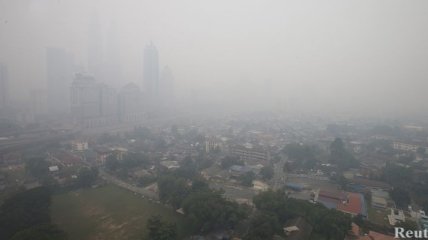 Чрезвычайное положение в Малайзии: из-за смога трудно дышать