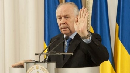 Рыбак не отзовет иск о лишении полномочий Власенко