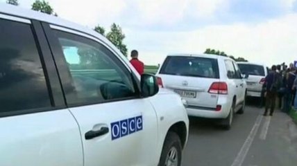 Контакт с захваченными на Донбассе наблюдателям ОБСЕ до сих пор не установлен 