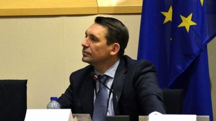 Представитель Украины при ЕС предлагает отправить трех омбудсменов в Крым и на Донбасс