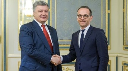 Президент обсудил с главой МИД ФРГ освобождение украинских политзаключенных
