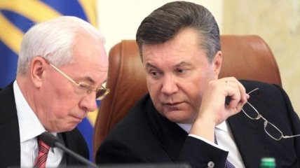 Сегодня Янукович заслушает Азарова