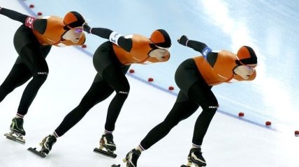 Сочи. Нидерландские конькобежцы устанавливают олимпийский рекорд