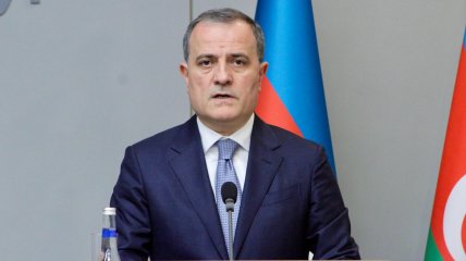 Баку и Киев сближаются, а в Украине вспоминают одну из самых мрачных страниц истории Кавказа