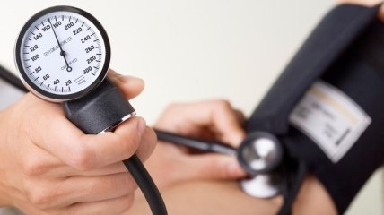 Медики рекомендуют снижать даже нормальное артериальное давление