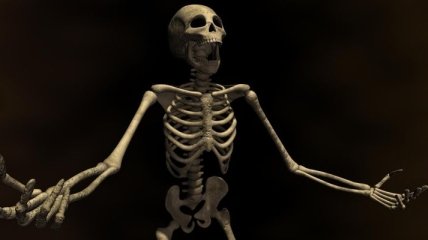 Археологи обнаружили скелет с инкрустированными минералами зубами