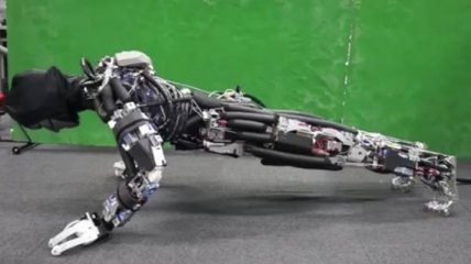 В Японии придумали робота, который потеет