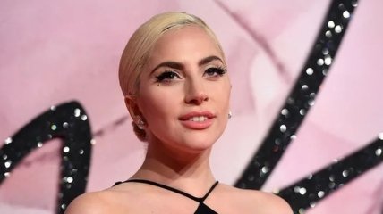 Самовыражение и свобода: Леди Гага представила новый аромат от Valentino