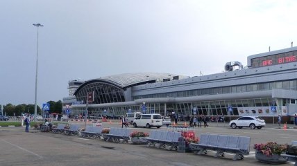 В аэропорту "Борисполь" задержаны супруги с поддельными паспортами