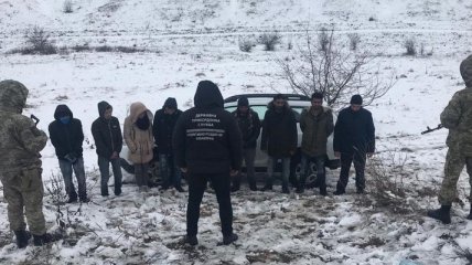 ГПСУ задержала группу нелегальных мигрантов с организатором из РФ
