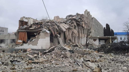 Зруйнований ліцей у місті Житомирі