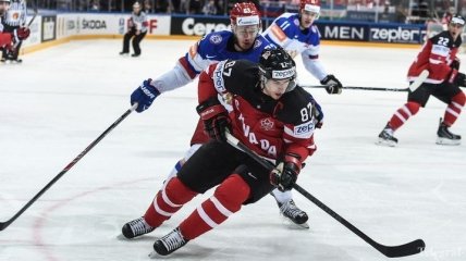 Сборная Канады разгромила Россию в финале чемпионата мира по хоккею
