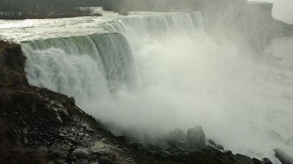 Как выглядит Ниагарский водопад зимой (Фото)