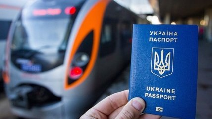 УЗ вернула деньги пассажирам поезда, который задержали из-за Саакашвили