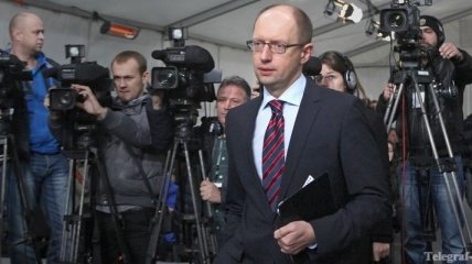 Яценюк пожаловался Президенту на махинации в Киеве