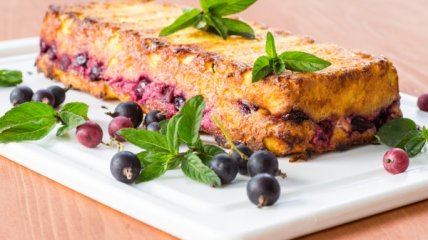 Летний пирог с ягодами