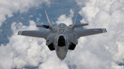 США испытают новейшие истребители F-35A в Европе 