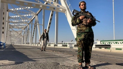 Бойцы Талибана в Хайратане