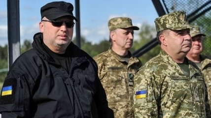 Турчинов заявляет, что РФ изменила тактику войны на Донбассе