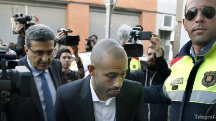 Защитник "Барселоны" избежал тюремного срока
