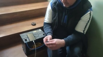 Як зарядити телефон від акумулятора і що для цього потрібно