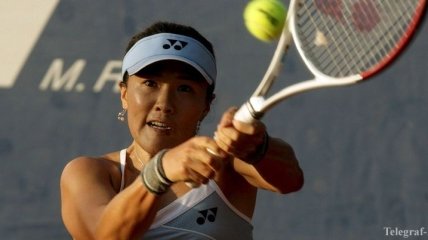 Японская теннисистка наказывает себя отжиманиями между розыгрышами (Видео)