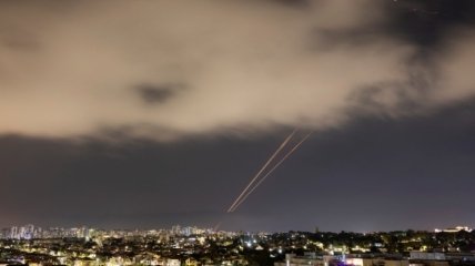 Іран випустив сотні ракет і дронів по Ізраїлю. Для України в цьому є раптова користь