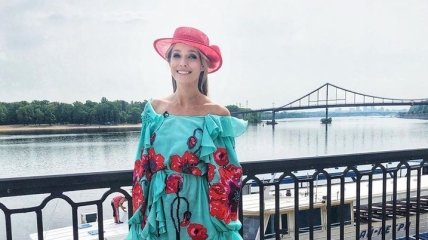 Катерина Осадча у червоній сукні вразила шанувальників