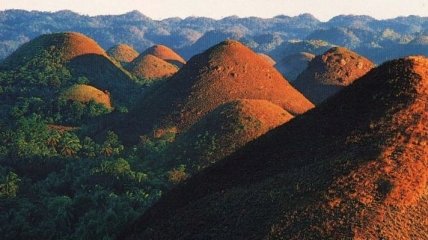 Филиппинский остров Бохоль с шоколадными холмами (Фото)