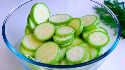 Свежие кабачки