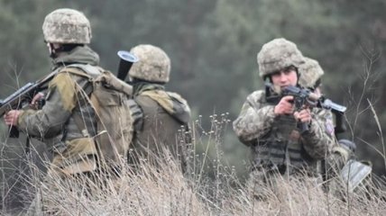 Боевики на Донбассе 9 раз обстреляли позиции ООС