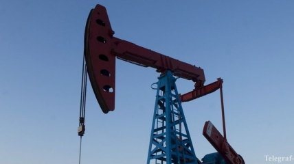 СМИ: Подешевевшую нефть активно скупает Китай
