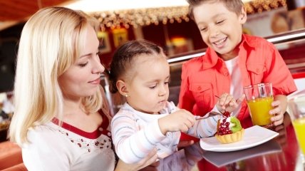 Аппетит у детей вызывает разноцветная еда