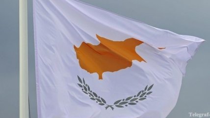 Кипру выделили €10 миллиардов 