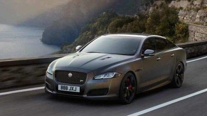 Компания Jaguar показала обновленный флагманский седан