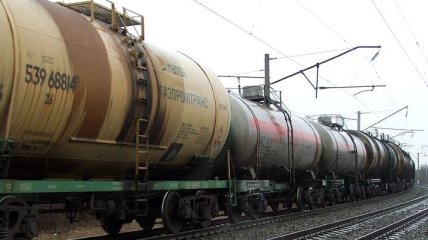 ГУР: На Донбасс продолжают поставлять топливо из РФ