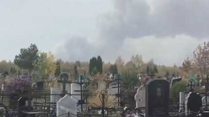 В России загорелся склад боеприпасов, гремят взрывы: первые детали и видео ЧП