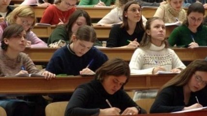 Как родителям украинских студентов можно вернуть деньги за обучение на контракте