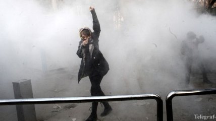 В результате акций протеста в Иране погибли 12 человек