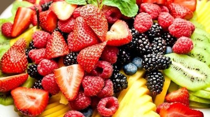 Почему стоит как можно чаще употреблять фрукты?