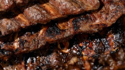 Ребра на сковороді (відео)