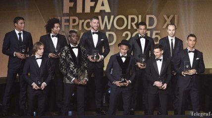 Роналду и Алвес повздорили на церемонии "Золотого мяча-2015"