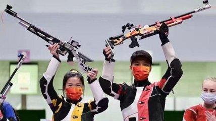 Китай вышел в лидеры медального зачета Олимпиады после победы стрелков 