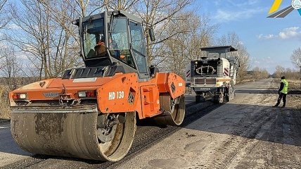 "Большое строительство": в Харьковской САД рассказали, как ремонтируют дорогу на Луганск